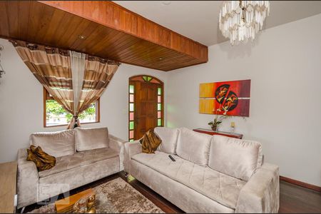 Sala de casa à venda com 6 quartos, 435m² em Dom Bosco, Belo Horizonte