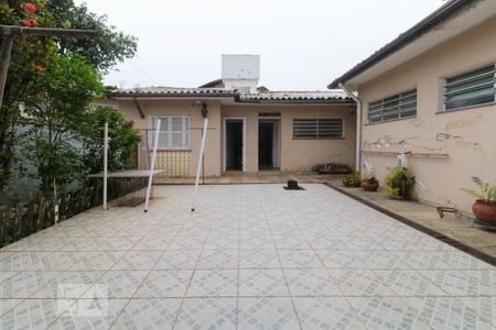 Casa para alugar com 400m², 4 quartos e 6 vagas Casa para alugar com 400m², 4 quartos e 6 vagasQuintal