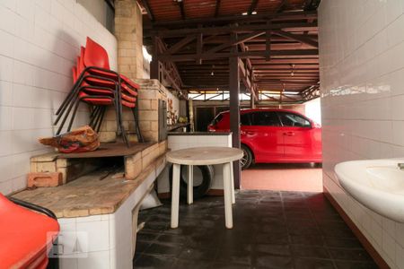 Casa para alugar com 400m², 4 quartos e 6 vagas Casa para alugar com 400m², 4 quartos e 6 vagasChurrasqueira e forno