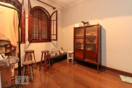 Casa para alugar com 400m², 4 quartos e 6 vagas Casa para alugar com 400m², 4 quartos e 6 vagasQuarto 3