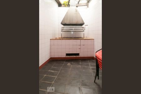 Casa para alugar com 400m², 4 quartos e 6 vagas Casa para alugar com 400m², 4 quartos e 6 vagasChurrasqueira e forno