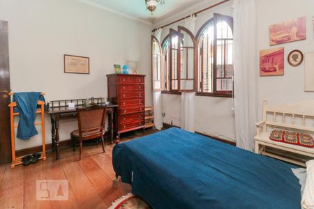 Casa para alugar com 400m², 4 quartos e 6 vagas Casa para alugar com 400m², 4 quartos e 6 vagasQuarto 1