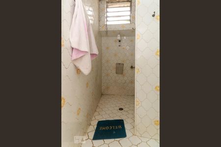 Casa para alugar com 400m², 4 quartos e 6 vagas Casa para alugar com 400m², 4 quartos e 6 vagasBanheiro