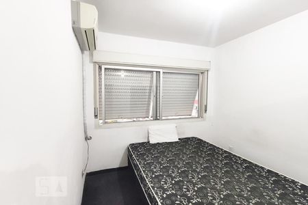 Quarto de kitnet/studio para alugar com 1 quarto, 38m² em Centro, Novo Hamburgo