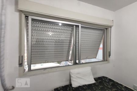 Quarto de kitnet/studio para alugar com 1 quarto, 38m² em Centro, Novo Hamburgo