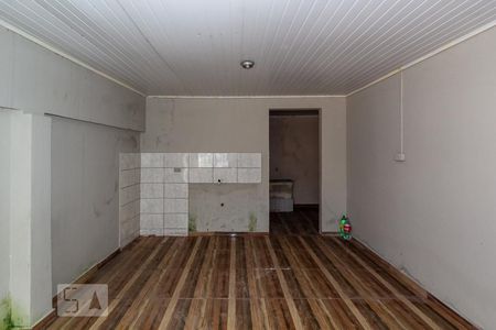 Sala de casa para alugar com 2 quartos, 120m² em Santa Cândida, Curitiba