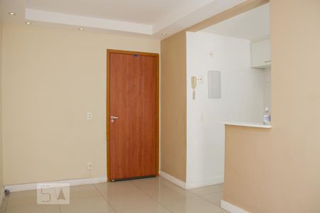 Sala de apartamento para alugar com 2 quartos, 47m² em Todos Os Santos, Rio de Janeiro