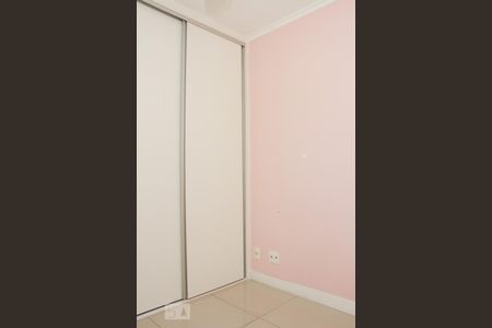 Quarto 01 de apartamento para alugar com 2 quartos, 47m² em Todos Os Santos, Rio de Janeiro
