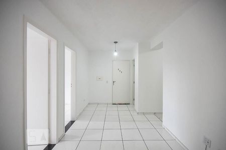 Sala de apartamento para alugar com 2 quartos, 47m² em Parque Marabá, Taboão da Serra