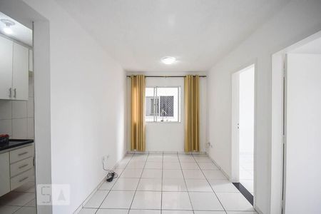 Sala de apartamento para alugar com 2 quartos, 47m² em Parque Marabá, Taboão da Serra