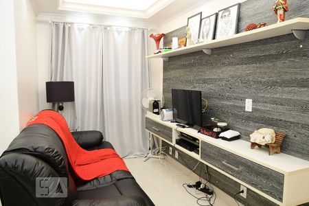 Sala de apartamento para alugar com 2 quartos, 65m² em Jardim Monte Santo, Cotia