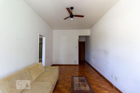 Sala de apartamento para alugar com 2 quartos, 80m² em Botafogo, Rio de Janeiro