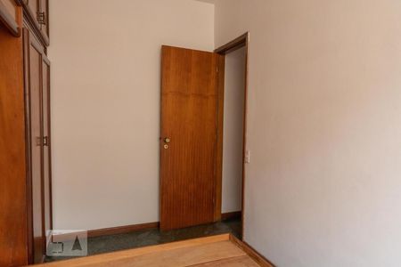 Quarto 2  de apartamento para alugar com 2 quartos, 50m² em Cubango, Niterói