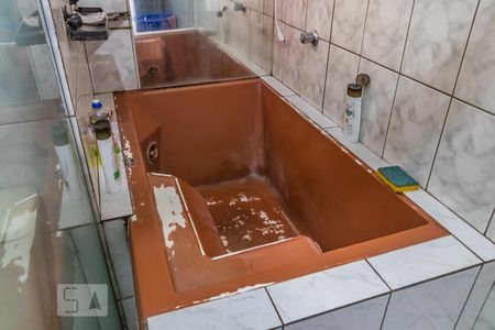 Casa à venda com 155m², 2 quartos e sem vaga Casa à venda com 155m², 2 quartos e sem vagaBanheiro