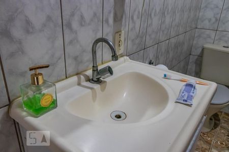 Casa à venda com 155m², 2 quartos e sem vaga Casa à venda com 155m², 2 quartos e sem vagaBanheiro