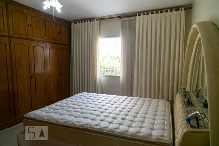 Suíte 1 de casa à venda com 3 quartos, 220m² em Jardim Vila Galvao, Guarulhos