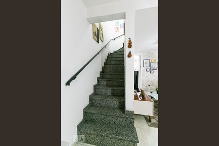 Sala - Escadas de casa à venda com 3 quartos, 116m² em Vila Gomes Cardim, São Paulo