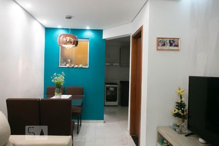 Sala de casa de condomínio à venda com 2 quartos, 60m² em Parada Xv de Novembro, São Paulo