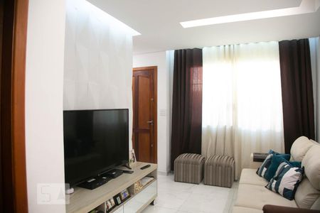 Sala de casa de condomínio à venda com 2 quartos, 60m² em Parada Xv de Novembro, São Paulo
