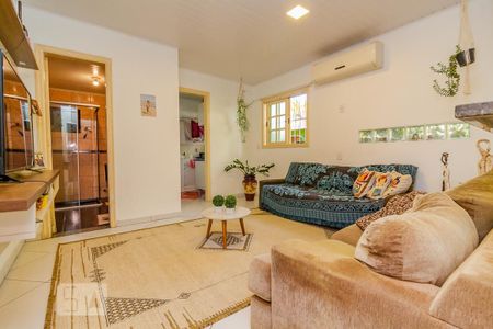 Sala de casa à venda com 3 quartos, 202m² em Cristal, Porto Alegre