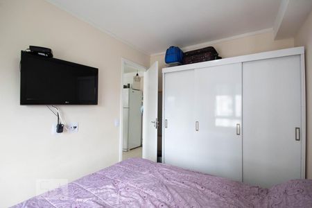 Quarto 1 de apartamento para alugar com 2 quartos, 38m² em Presidente Altino, Osasco