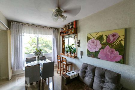 Apartamento à venda com 70m², 2 quartos e sem vagaSala