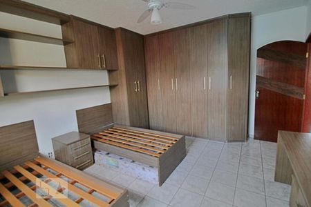 Quarto 1 de casa para alugar com 2 quartos, 130m² em Vila Assis Brasil, Mauá