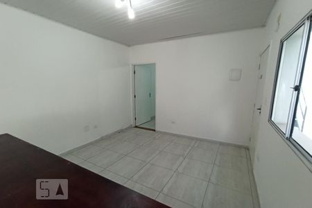 Sala de casa para alugar com 2 quartos, 60m² em Vila Califórnia, São Paulo