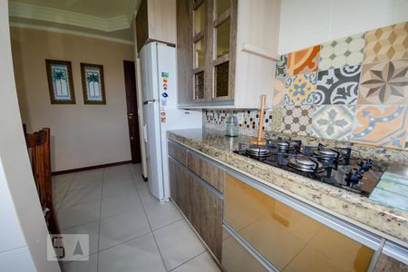 Cozinha de apartamento para alugar com 2 quartos, 72m² em Lagoa Pequena, Florianópolis