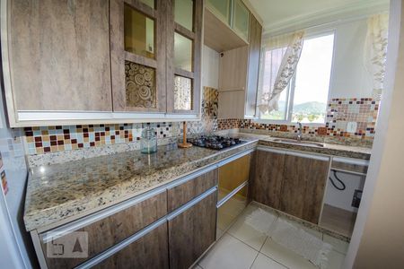 Cozinha de apartamento para alugar com 2 quartos, 72m² em Lagoa Pequena, Florianópolis