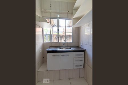 Cozinha de casa para alugar com 1 quarto, 24m² em Vila Ré, São Paulo