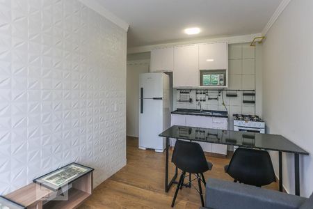 Sala de Estar de apartamento para alugar com 2 quartos, 38m² em Vila Butantã, São Paulo