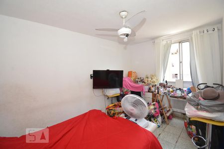 Quarto 1 de apartamento para alugar com 2 quartos, 50m² em Irajá, Rio de Janeiro