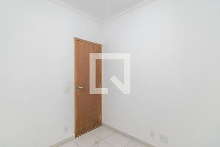 Quarto 2 de apartamento à venda com 2 quartos, 42m² em Vila Lutécia, Santo André