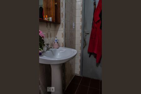 Banheiro de apartamento à venda com 1 quarto, 60m² em Vila Industrial (campinas), Campinas