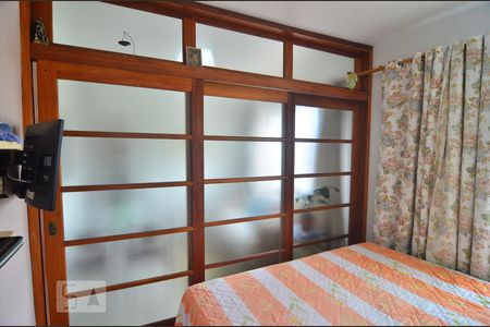 Quarto de apartamento à venda com 1 quarto, 36m² em Centro, Canoas