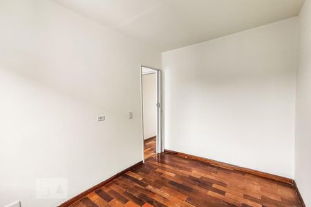 Quarto 1 de apartamento para alugar com 2 quartos, 45m² em Jardim Catanduva, São Paulo