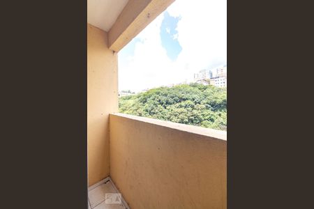 Varanda de apartamento para alugar com 3 quartos, 57m² em Jardim Santa Teresinha, São Paulo