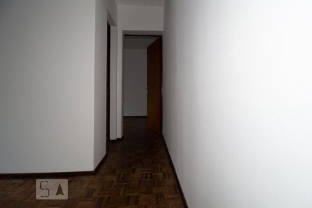 Corredor de apartamento para alugar com 1 quarto, 34m² em Rebouças, Curitiba