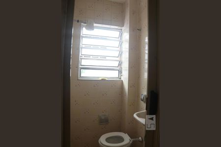 Banheiro de apartamento para alugar com 1 quarto, 38m² em Centro, São Vicente