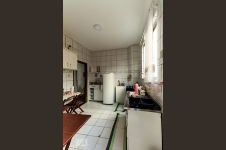 Cozinha de apartamento à venda com 3 quartos, 95m² em Centro Histórico, Porto Alegre