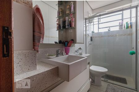 Banheiro Social de apartamento à venda com 2 quartos, 50m² em Cristo Redentor, Porto Alegre