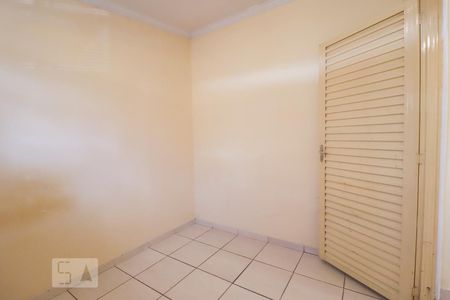 Quarto de kitnet/studio para alugar com 1 quarto, 48m² em Setor Centro Oeste, Goiânia