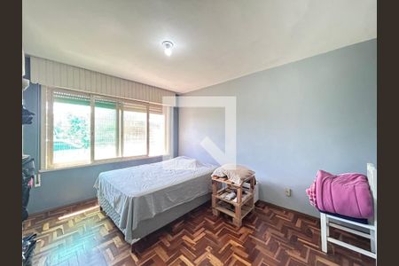 Quarto 2 de casa à venda com 5 quartos, 160m² em Niterói, Canoas