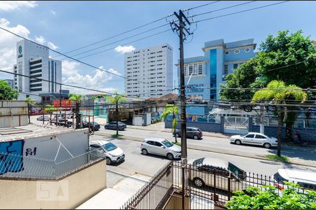 Vista de apartamento para alugar com 3 quartos, 90m² em Encruzilhada, Santos