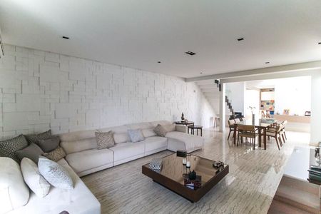 Sala de casa para alugar com 3 quartos, 225m² em Bosque da Saúde, São Paulo