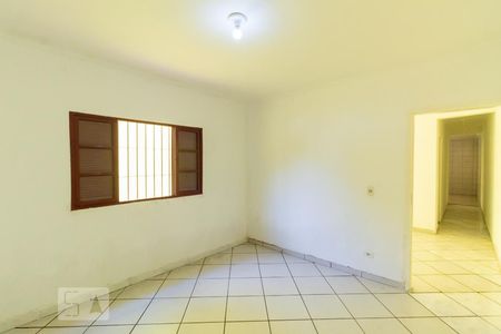 Quarto 1 de casa para alugar com 3 quartos, 150m² em Vila Paranagua, São Paulo