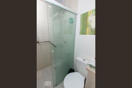 Banheiro 1 de casa à venda com 3 quartos, 120m² em Jardim Floresta, Porto Alegre