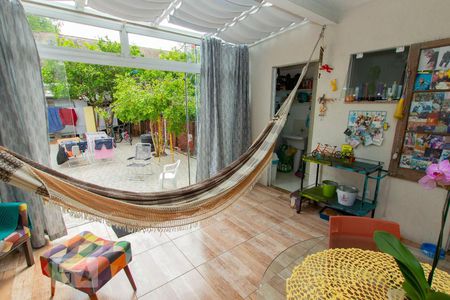 Sala - anexo de casa à venda com 3 quartos, 120m² em Jardim Floresta, Porto Alegre