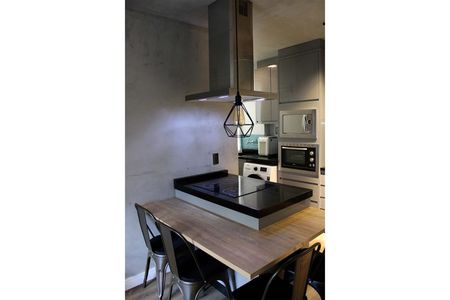 Sala de apartamento à venda com 2 quartos, 49m² em Vila Marieta, Campinas